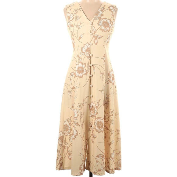 Dresses & Skirts - Calvin Klein dress sz 8